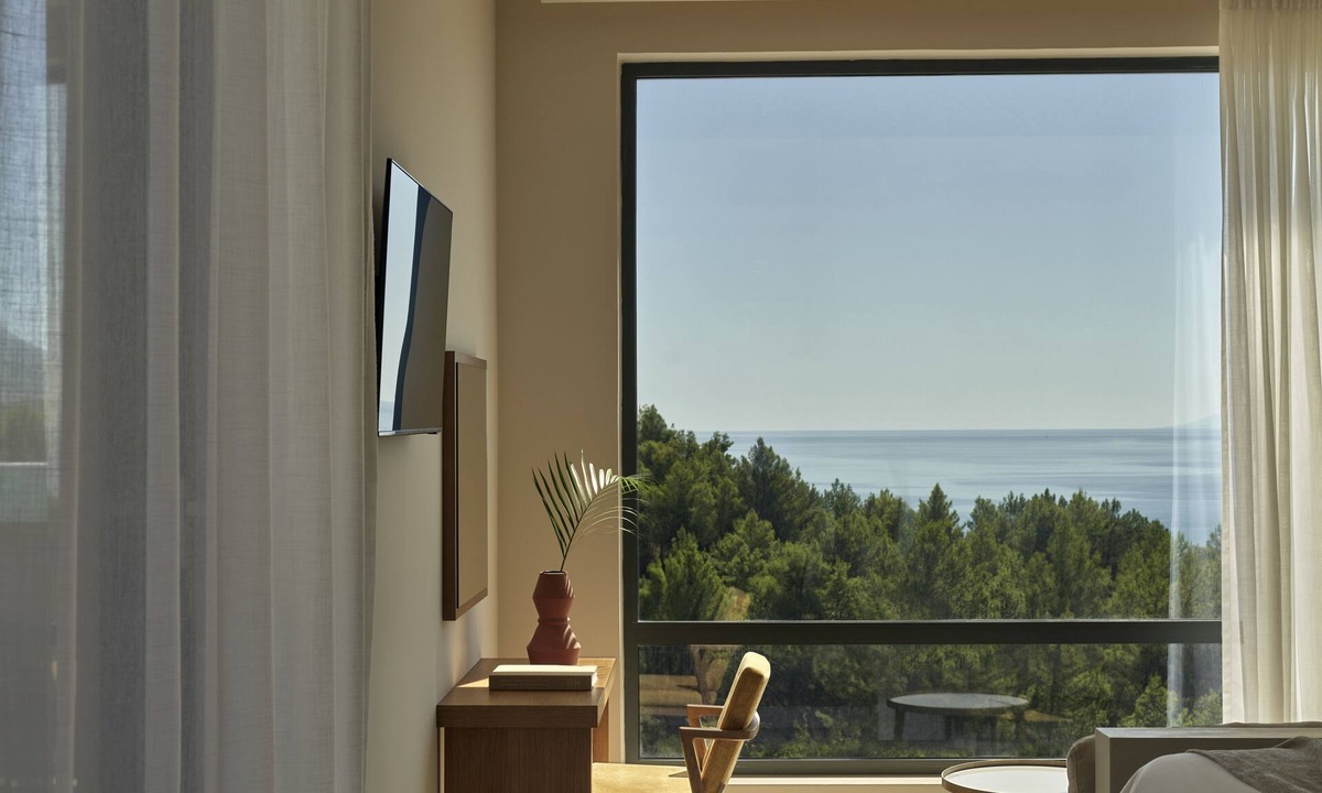 Leivathos Hotel | Celestial All Suites