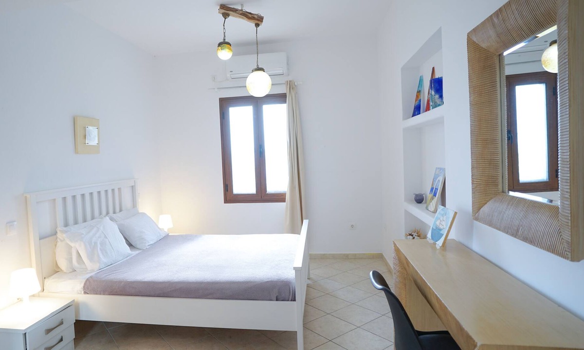 Fira Apartment | Cental Fira Apartment with Veranda