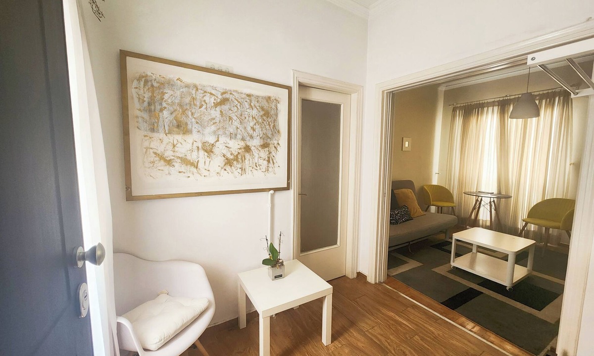 Vyronas Apartment | Central apartment in wonderful Athens!