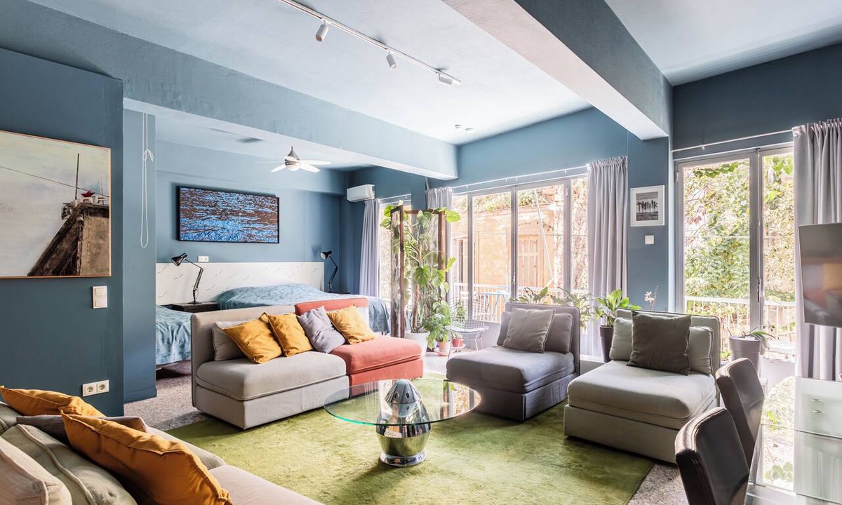 Psirri Apartment | Central Comfy Apt with Private Balcony & Rooftop Access. CT3