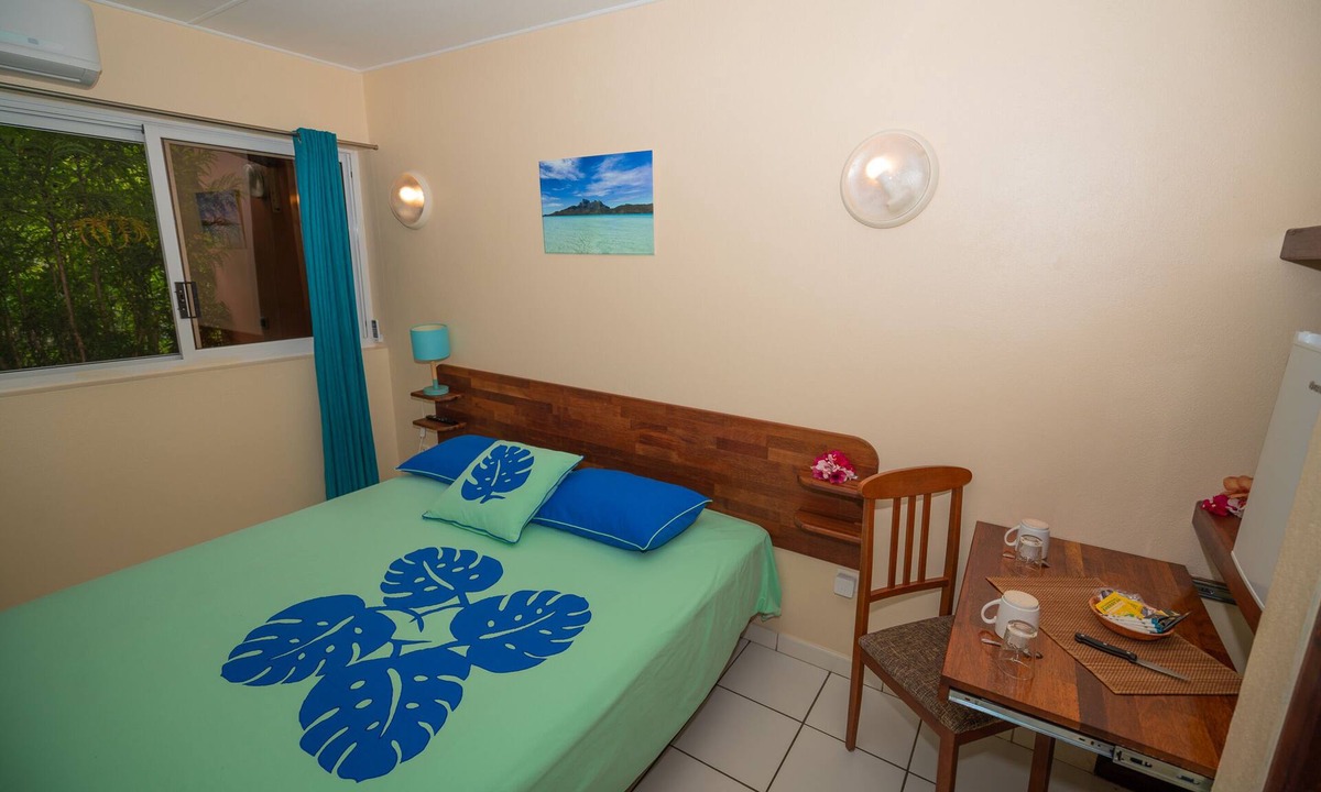 Bora Bora Hotel | Chambre double salle de bain privée