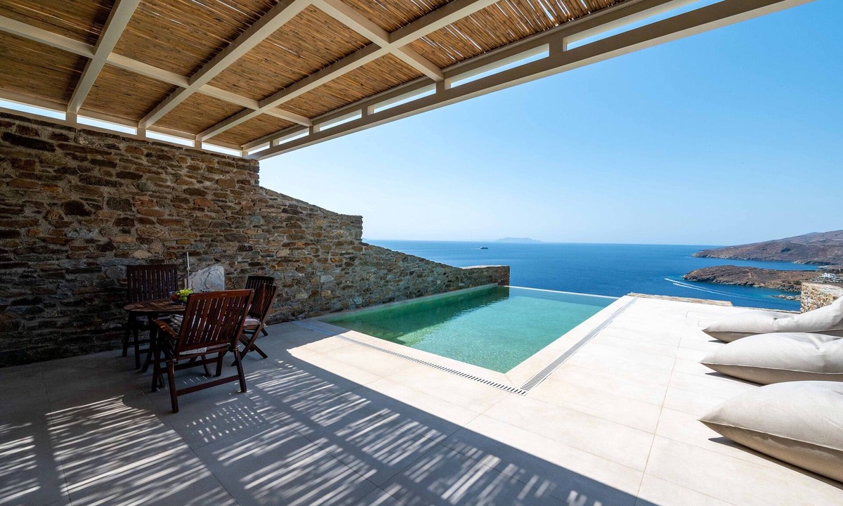 Agios Romanos Villa | Charming 2-bedroom villa in enchanting Tinos with AC, WiFi