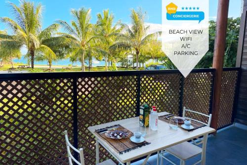 Bora Bora Apartment | Charming beachfront studio