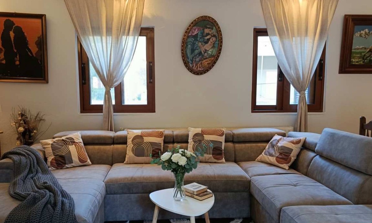 Voladha Apartment | Charming Karpathos Volada House with Balcony