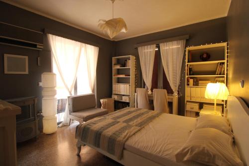 Oropos Apartment | Charming Seaside Flat