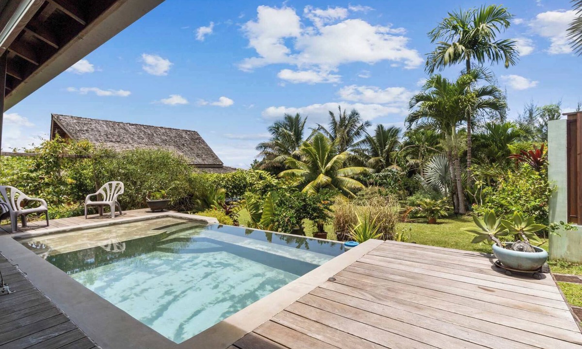 Afaahiti House | Charming Tropical Retreat with Private Pool