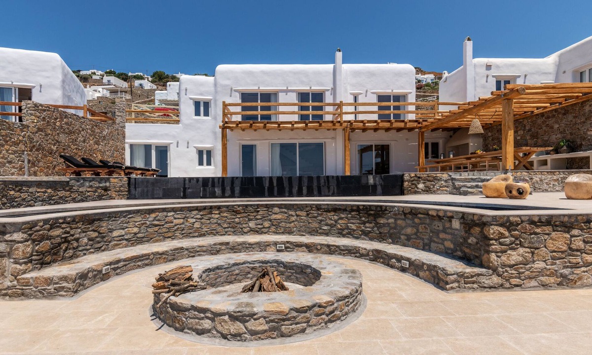 Faros Armenistis House | Chef included by Fantasia Villas: de la Greco Villa