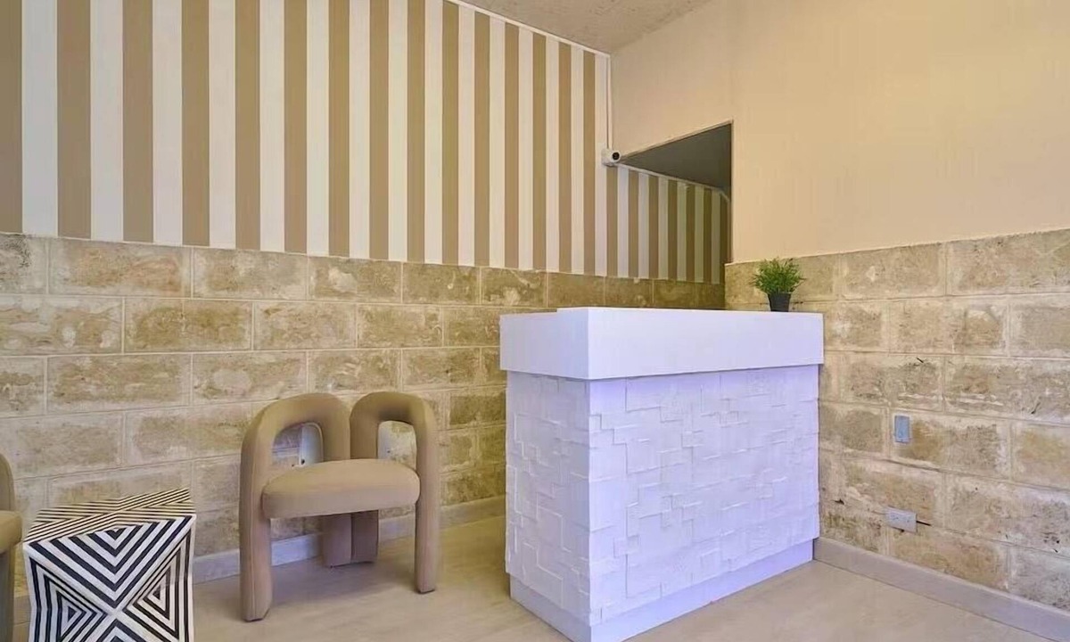 La Arboleda Apartment | Chic King Suite Bright Private Balcony