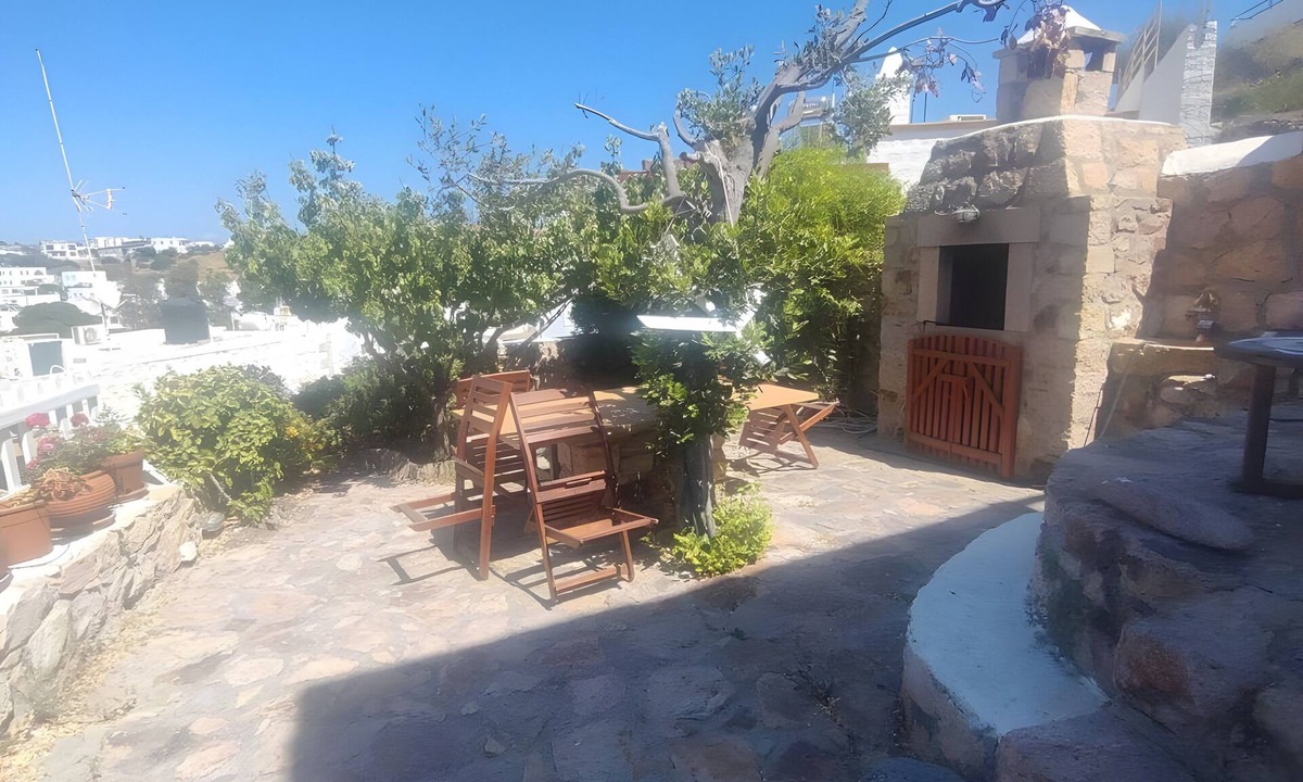 Skala Apartment | Chrisi's and Jasmin's House – Traditional Stone Home in Patmos Near the Port