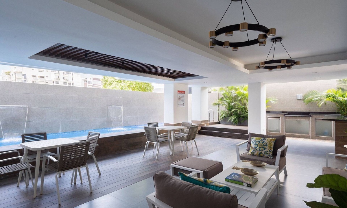 Lope De Vega Condo | City Center Piantini W/Pool, WiFi By YellowKey