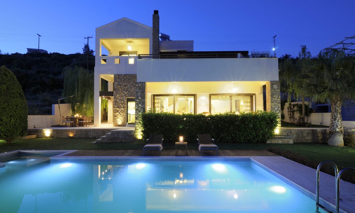 Theologos Villa | Comfort at Theologos,Malesina,pool,view,90min from Athens.For demanding guests!