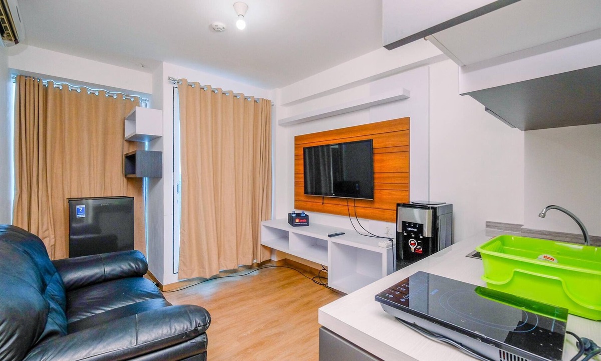 Kayu Putih Apartment | Comfortable And Warm 2Br At Tifolia Apartment