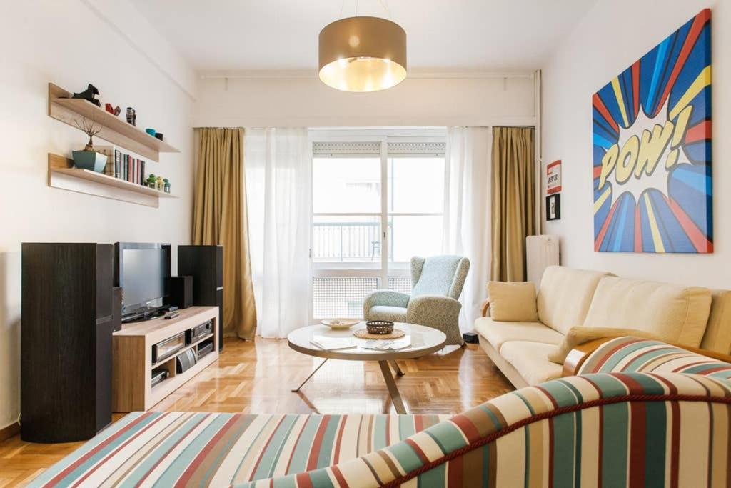 Plaka Apartment | Comfortable Apartment in Plaka