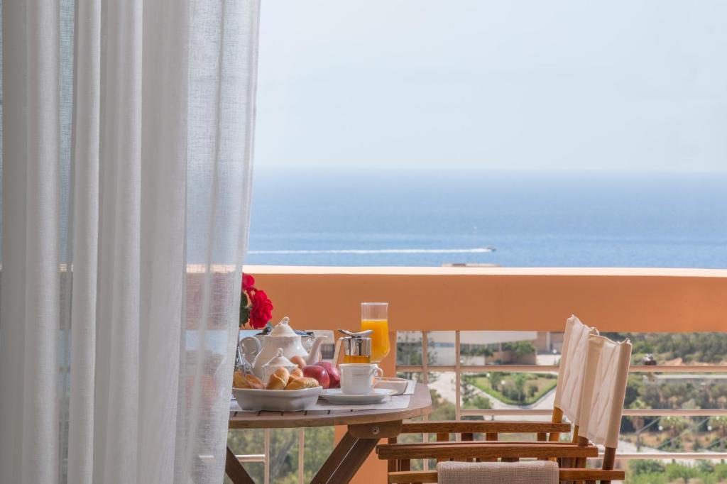 Anavyssos House | Comfortable house with amazing view