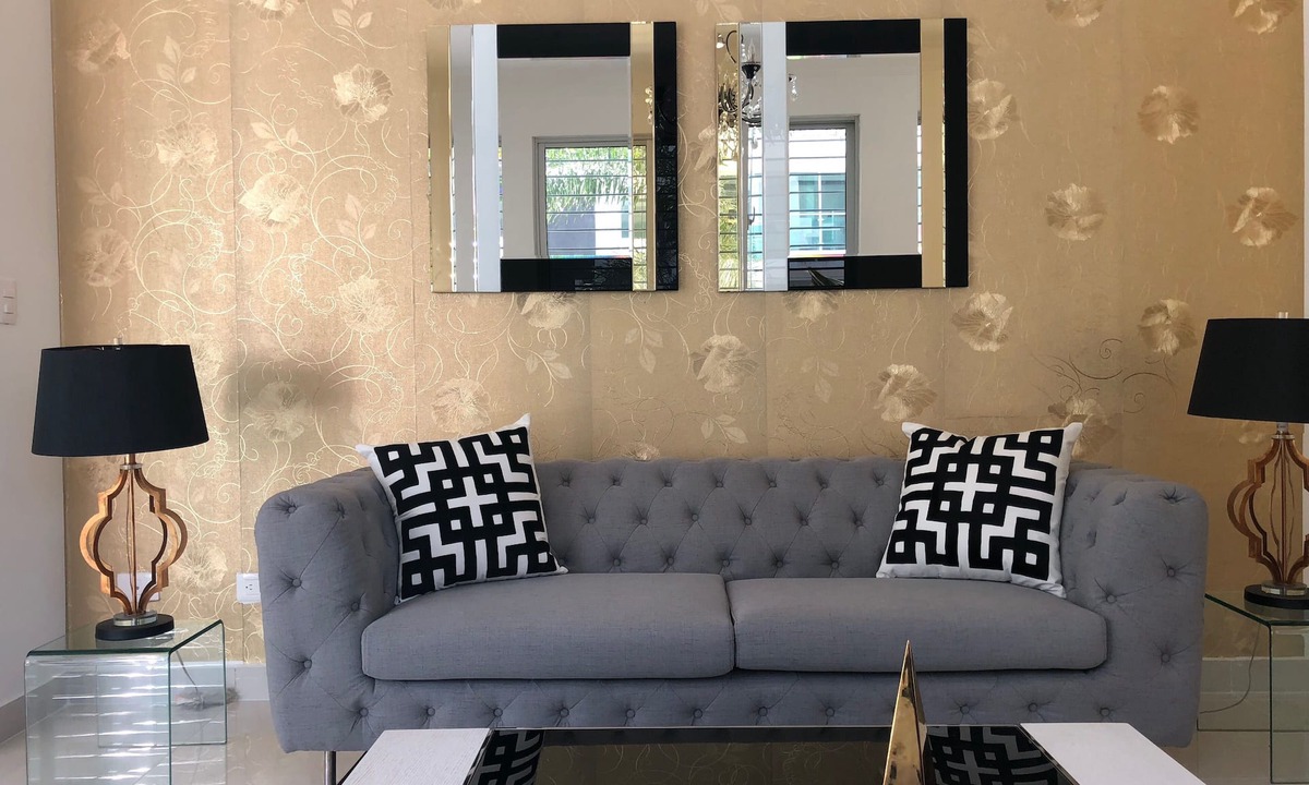 Punal Apartment | Confortable stay A/C wi-fi 7min STI Airport 7 min from de monument