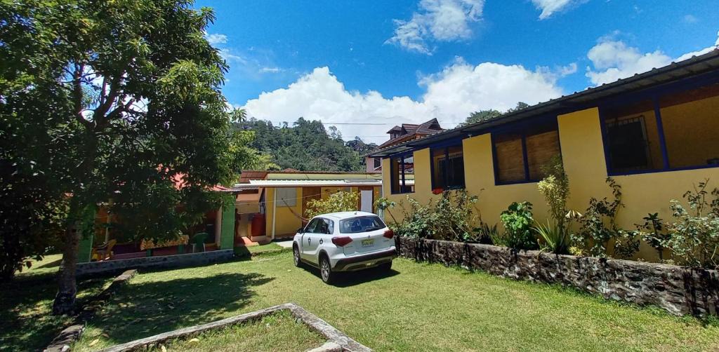Rancho Arriba Bed & Breakfast | Conrado's Guesthouse B&B