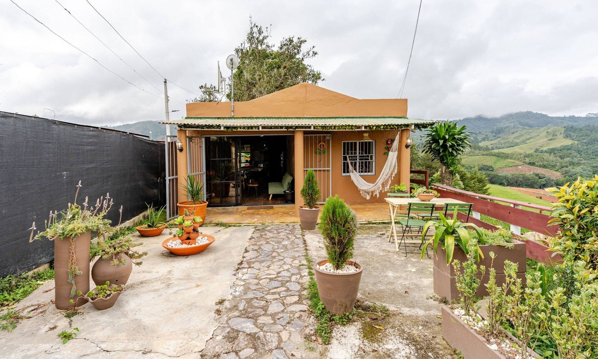 Constanza Cabin | Constanza Beautiful cottage, Pet Friendly