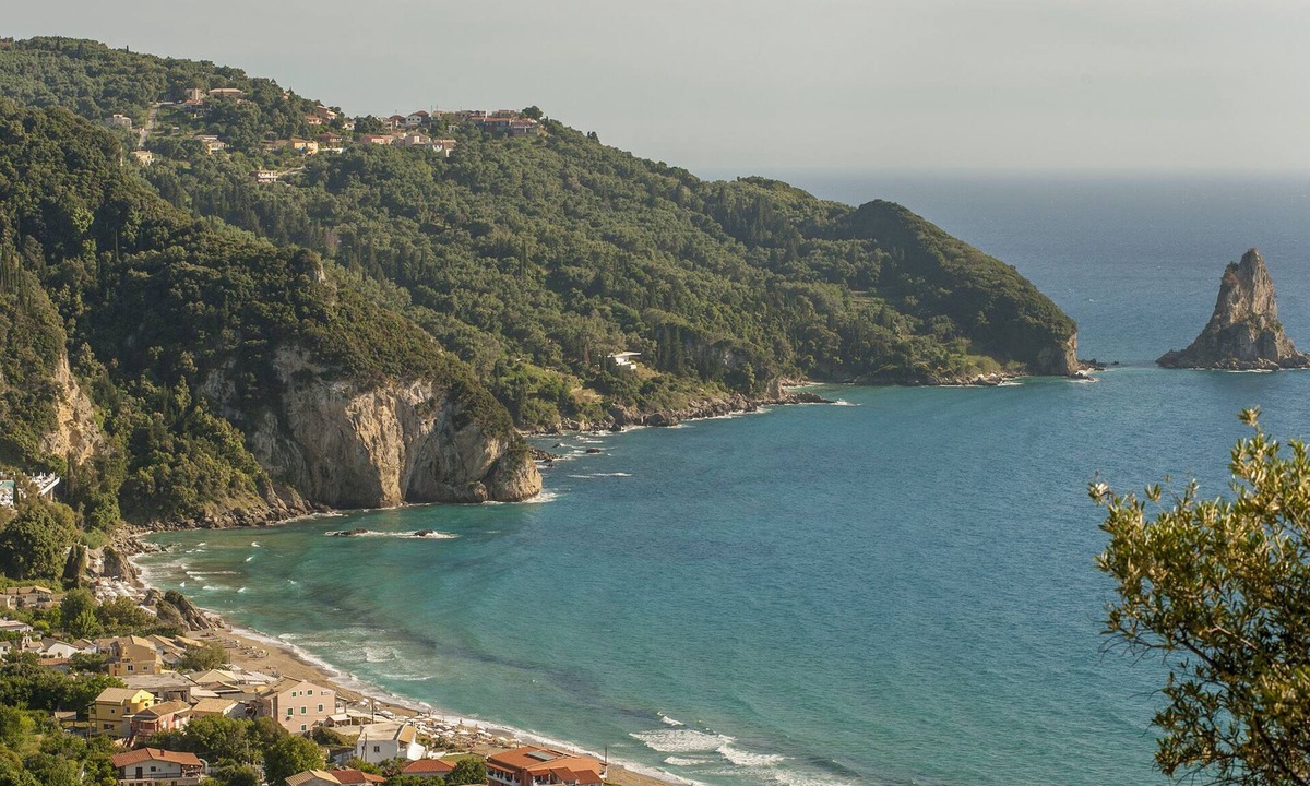 Agios Gordios Apartment | Corfu Delphi Studio 3 street side