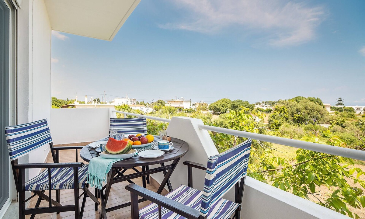 Soroni House | Country House 'La Christine' with Sea View, 2 Balconies & Wi-Fi