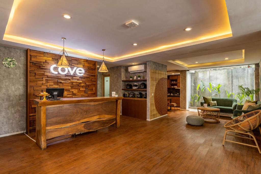 Sunset Road Hotel | Cove Renata