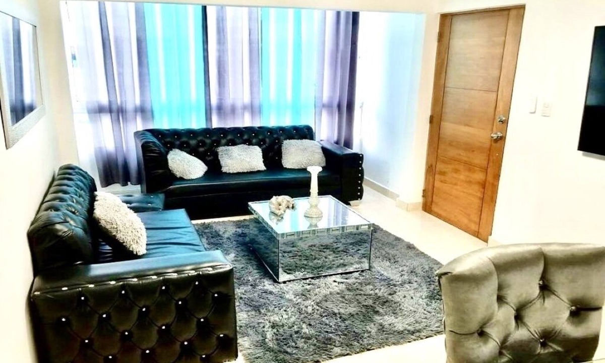 Licey al Medio Apartment | Cozy apartment, 24/7 security, Airport 8 minutes.