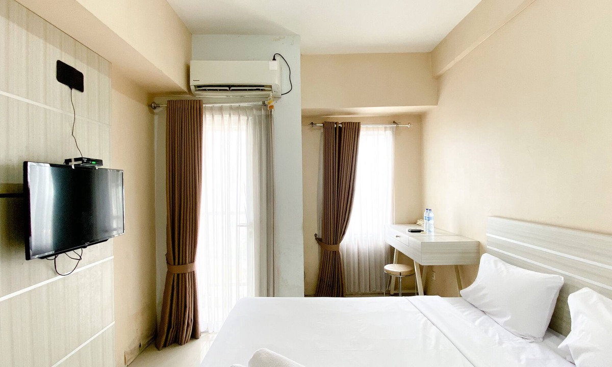 Karawang Apartment | Cozy Stay Studio Tamansari Mahogany Karawang Apartment