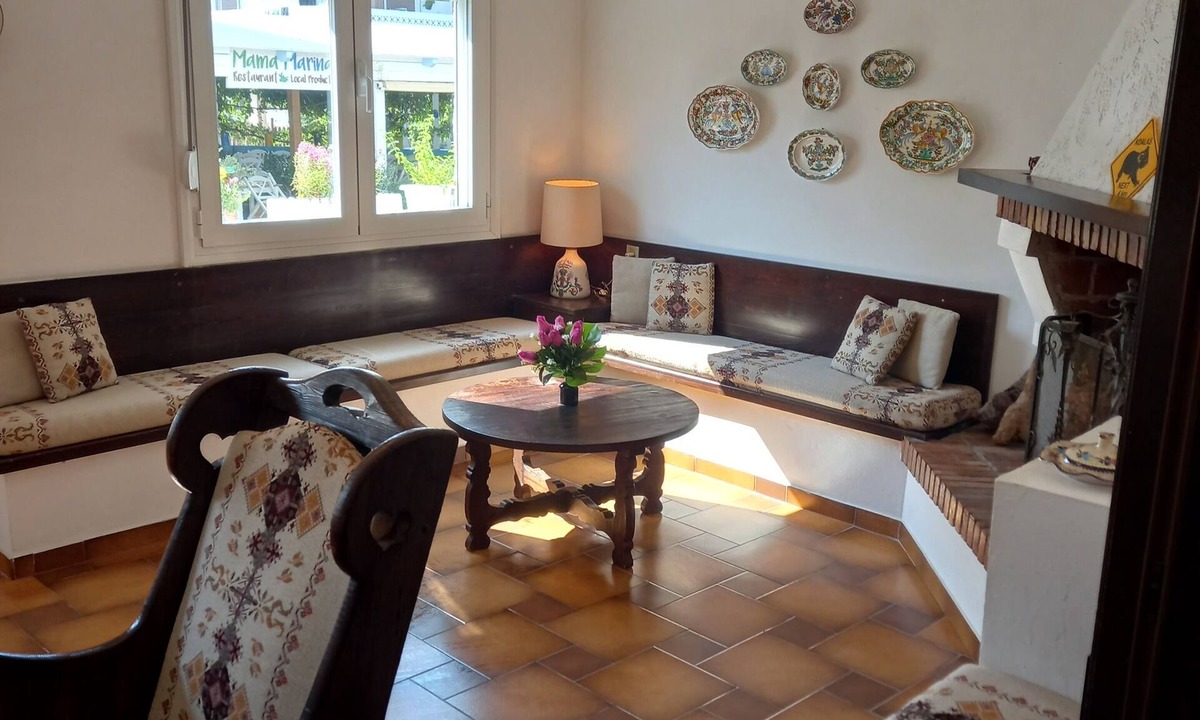 Kardamena Apartment | Cozy Traditional Greek one bed Flat, 7 min Away From Airport 50ft to the Beach