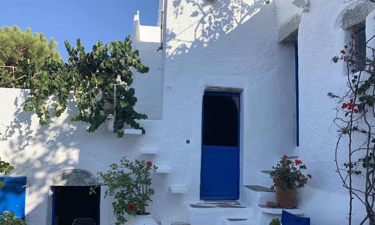 Aegiali House | Cycladian house on the sea Aigiali Potamos