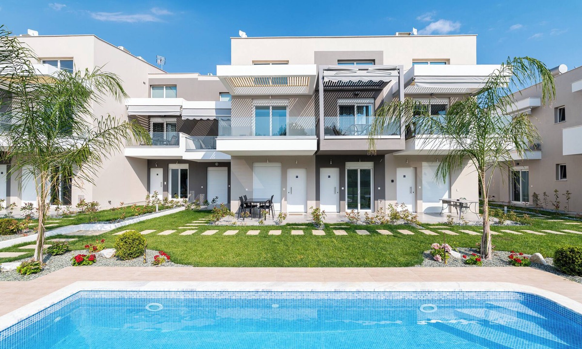 Paralia Ofryniou Apartment | Danai Residential Complex