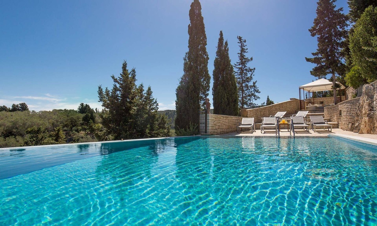 Koutsi Villa | Danai Villa - Three Bedroom Villa, Sleeps 6