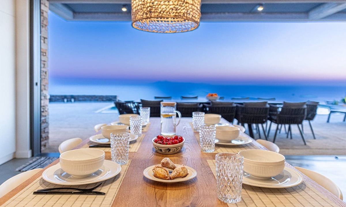Kipri Villa | Dazzling Andros Villa | Villa Mimosa | 5 Bedrooms | Saltwater Infinity Pool