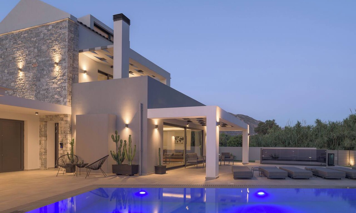 Lefkogeia Villa | Del Sur Luxury Villa, Heated Pool & Utter Privacy