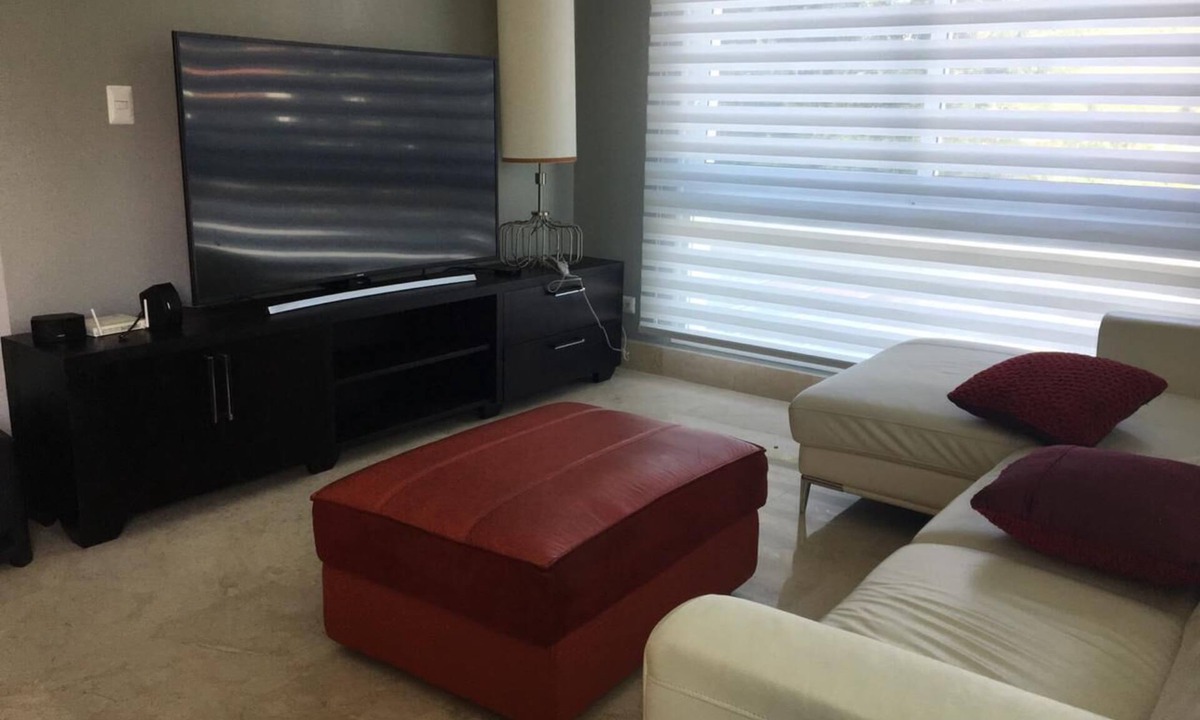 Santiago Province Apartment | Deluxe apartment on 2nd level dof 10 story building