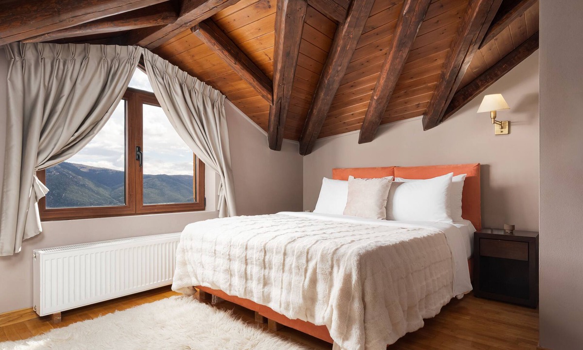 Arachova Hotel | Deluxe Double Room by Mons Arachova