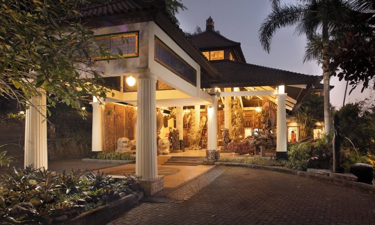 Melayang Villa | Deluxe Rainforest Pool Villa 2