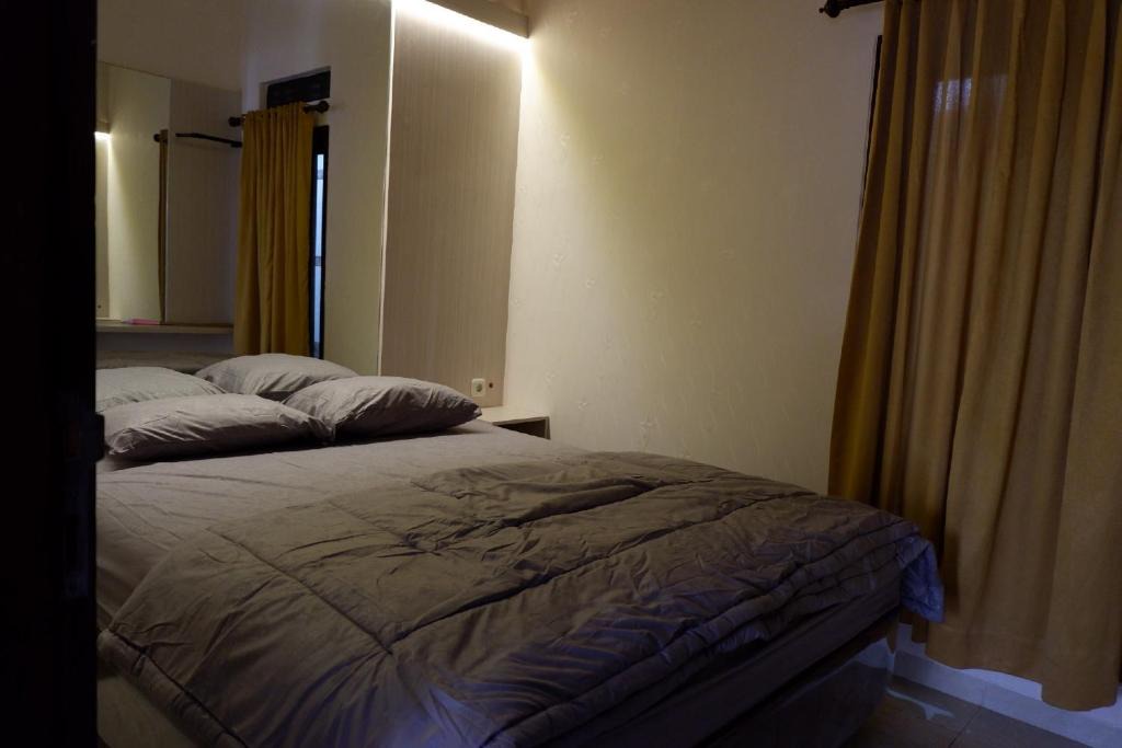 Sidomulyo Villa | deRollas Villa Batu