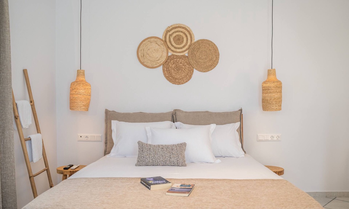 Naxos Town House | Disis Residence Naxos Independent Holiday Home
