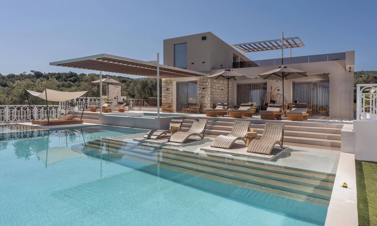 Adele Villa | Dive into Bliss: Summer Oasis of Elegance & Joy