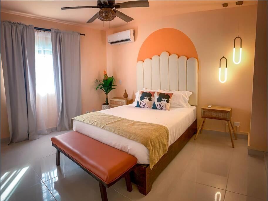 Residencial ROMANA House | Modern House w/ Private Pool 5 min away from beach