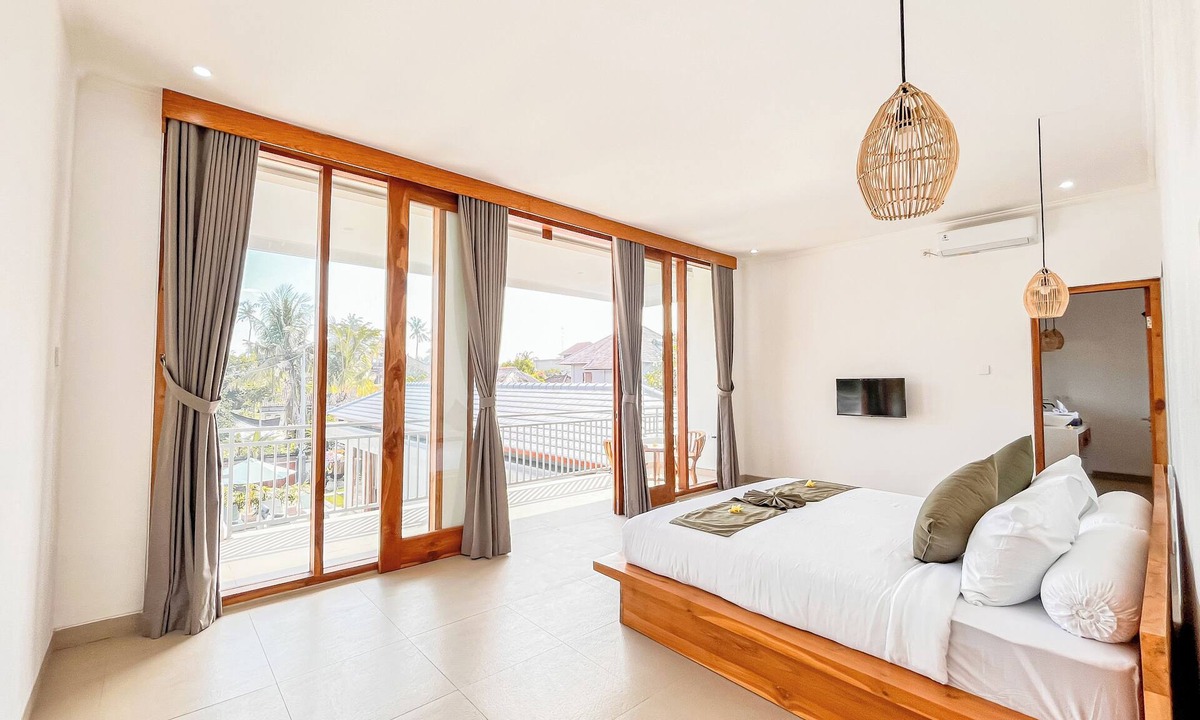 Lovina Bed & Breakfast | Dolphin Suite – Luxury New Villa on Lovina Beach