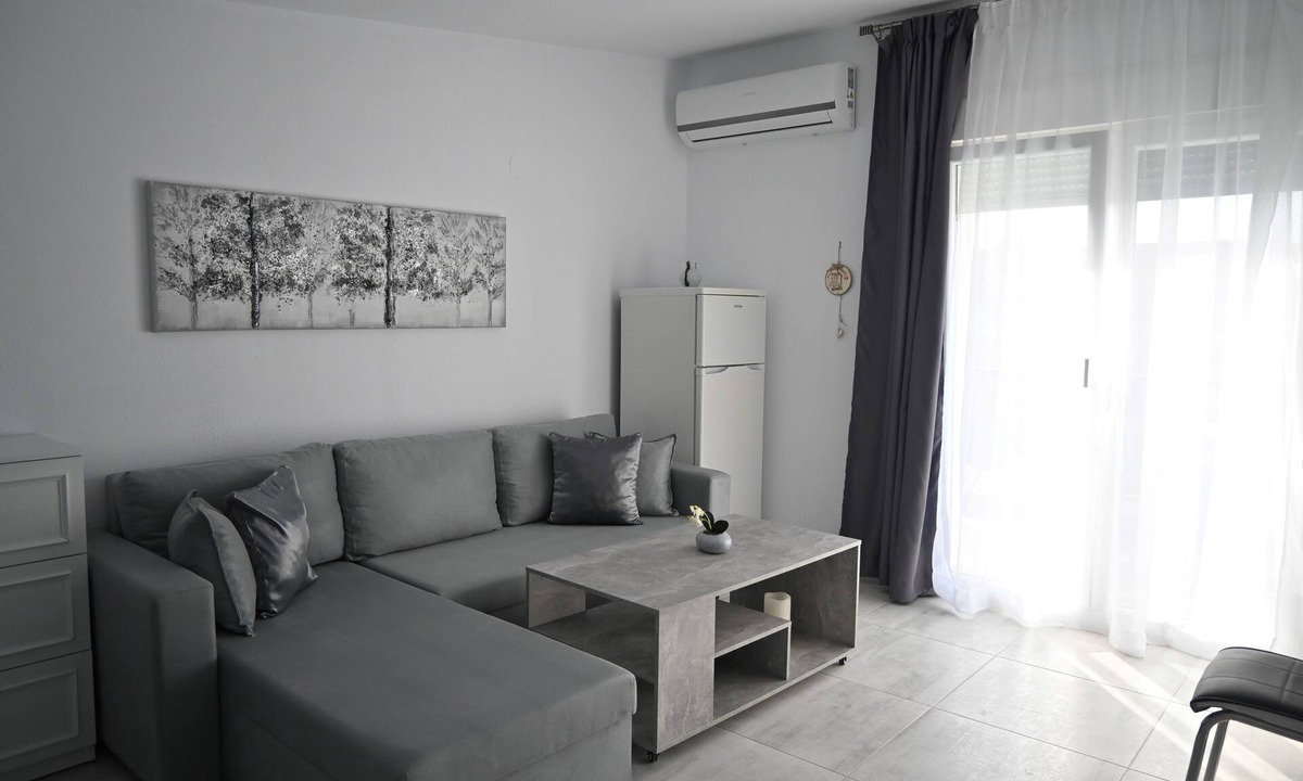 Paralia Ofryniou House | Doukas Aparthotel
