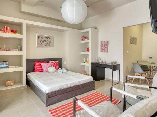 Kefalos Apartment | Easy Stay too - Steps From Kefalos Village Square