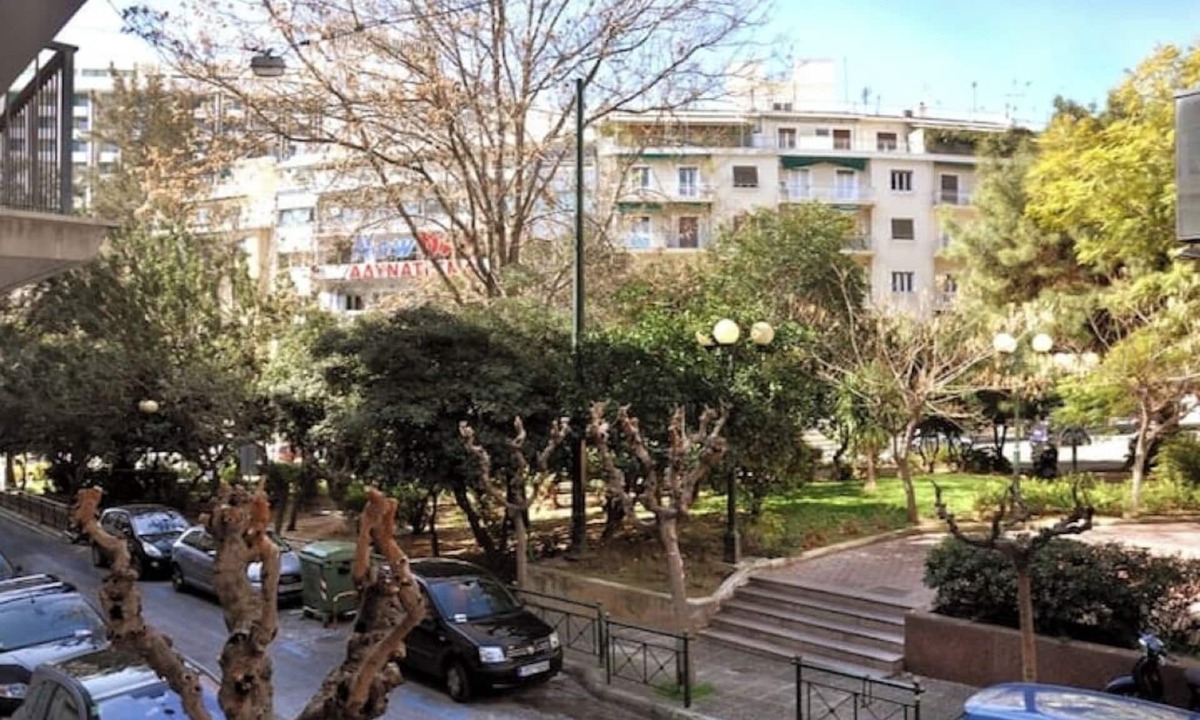 Ilisia Apartment | Eclectic central 3suites apartment