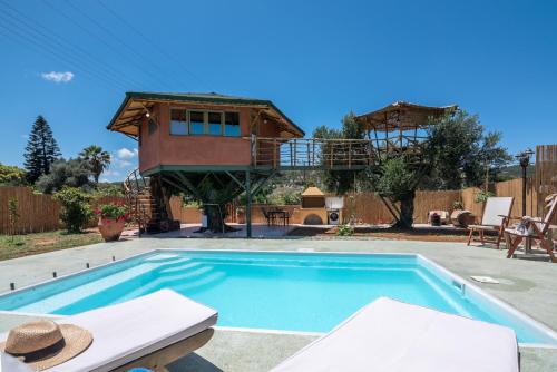 Sirili Apartment | Eco Olive Treehouse