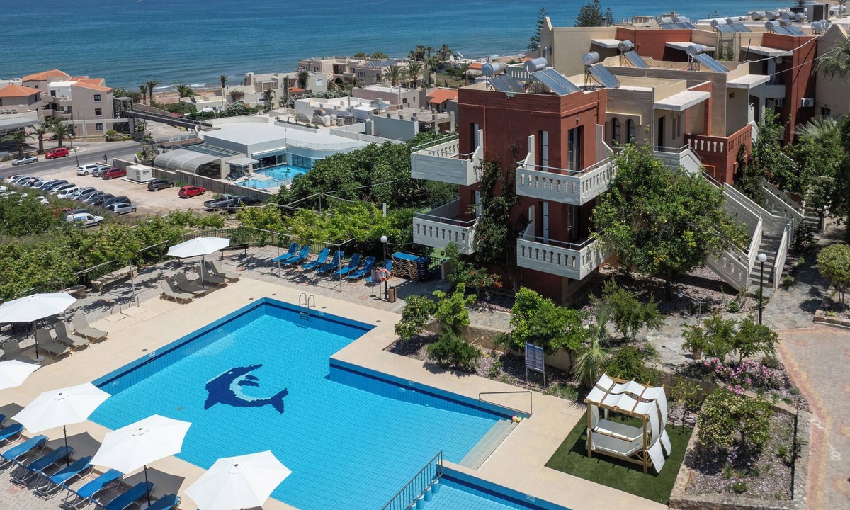 Kato Stalos Hotel | Ekavi Apartments