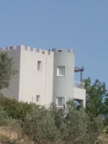 Agii Apostoli Apartment | el castle