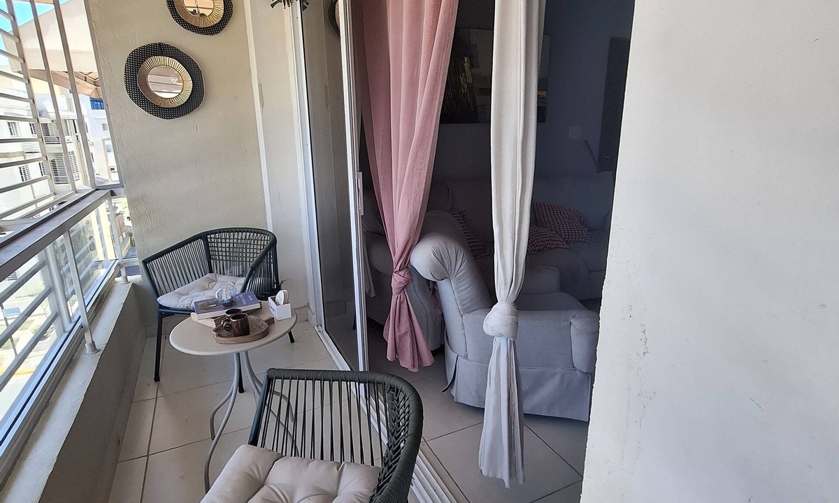 Prado Oriental Apartment | Elegant & Comfortable Apartment with Private Balcony