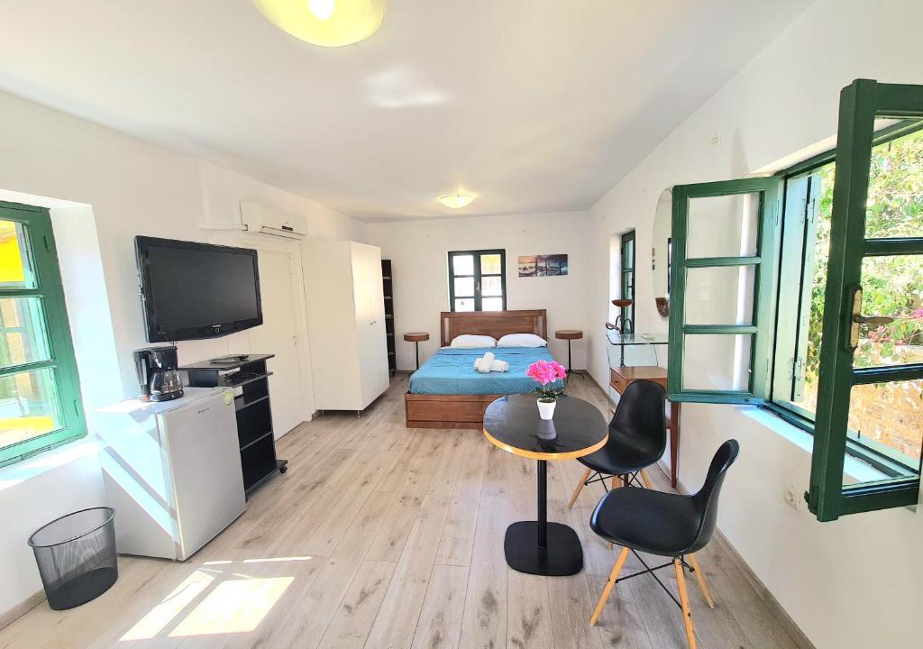 Rhodes Old Town Apartment | Elegant Traditional Suites & Apartment