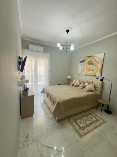 Loutraki Apartment | Eleni’s Mountainview Central Studio by the Sea