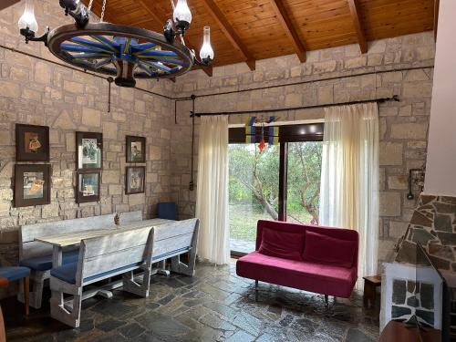 Lefkogeia House | Elia Home